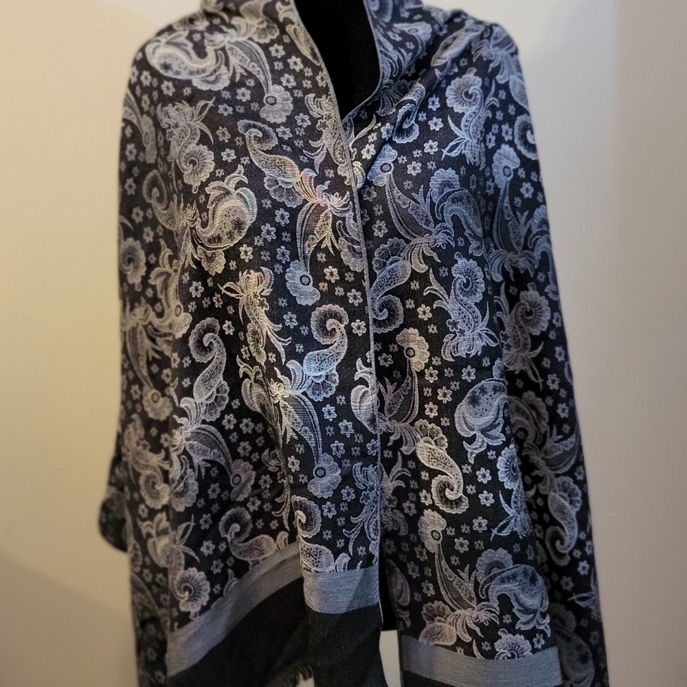 Pashmina Reversible Floral Fringe Scarf/Wrap - Picture 2 of 4